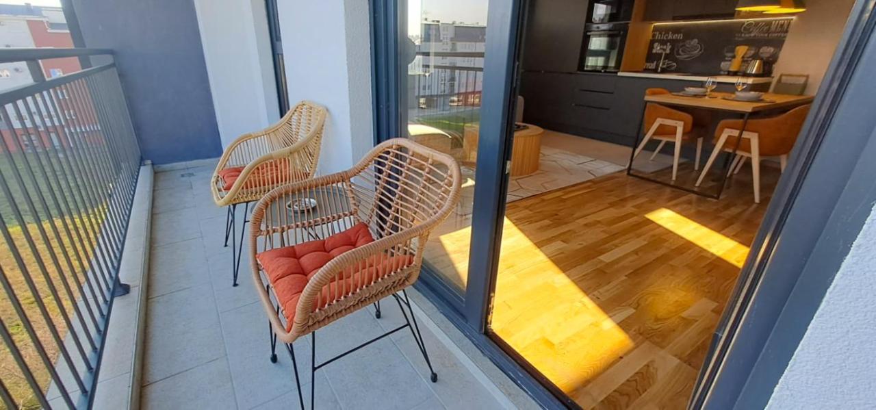 Stylish One Bedroom Apartment Подгорица Екстериор снимка